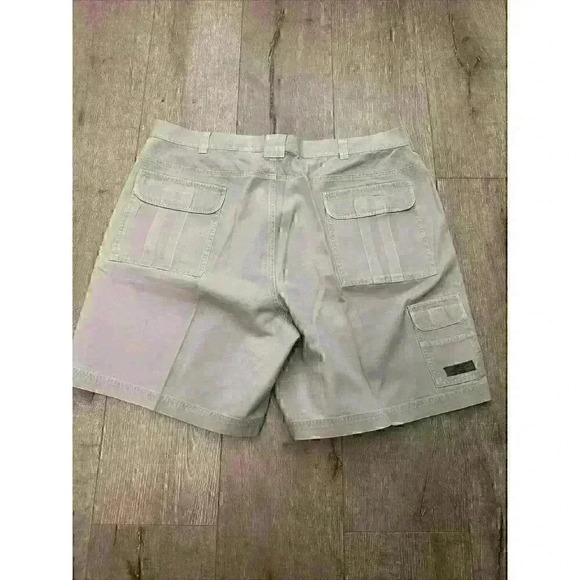 Eddie Bauer Shorts Mens 40 Khaki Tan Field Short Legend Cargo Pockets Cotton - Picture 8 of 9
